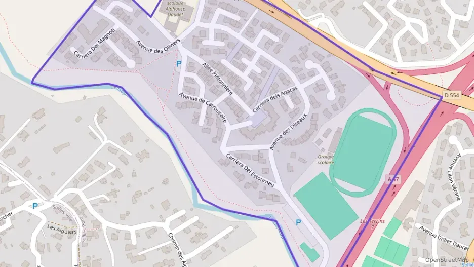 Appartement 80 m² quatre pièces à vendre à Solliès-Pont Appartement 80 m² quatre pièces à vendre à Solliès-Pont