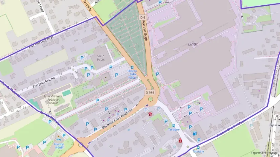 Appartement 80 m² cinq pièces à vendre à Oloron-Sainte-Marie Appartement 80 m² cinq pièces à vendre à Oloron-Sainte-Marie