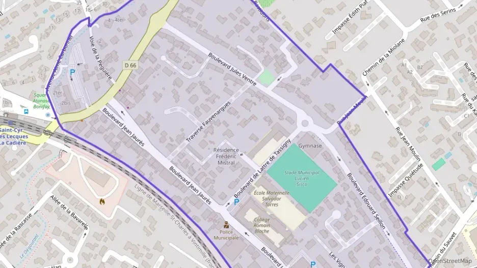 Appartement 109 m² quatre pièces à vendre à Saint-Cyr-sur-Mer Appartement 109 m² quatre pièces à vendre à Saint-Cyr-sur-Mer