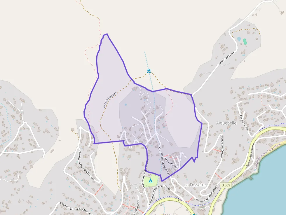 Appartement 120 m² quatre pièces à vendre à Le Lavandou