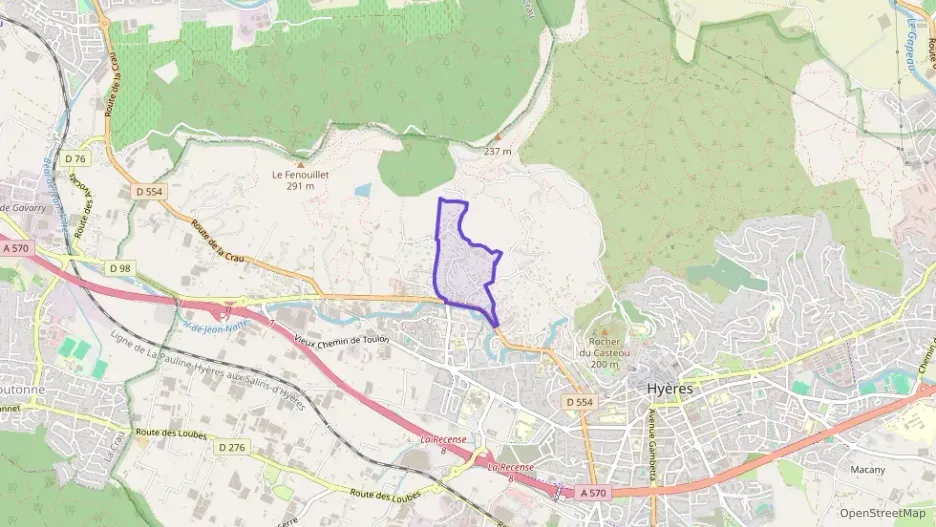 Appartement 123 m² quatre pièces à vendre à Hyères Appartement 123 m² quatre pièces à vendre à Hyères