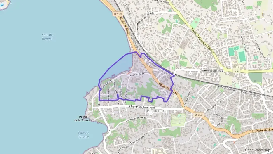 Appartement 79 m² quatre pièces à vendre à Sanary-sur-Mer Appartement 79 m² quatre pièces à vendre à Sanary-sur-Mer