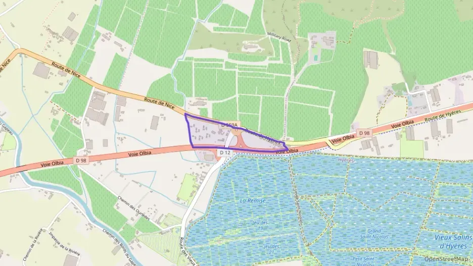 Appartement 64 m² trois pièces à vendre à Hyères Appartement 64 m² trois pièces à vendre à Hyères