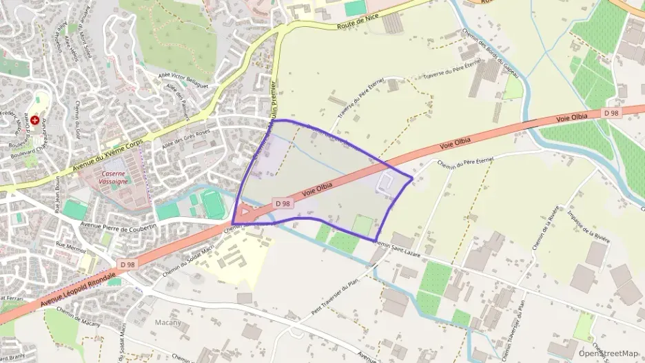 Appartement 86 m² quatre pièces à vendre à Hyères Appartement 86 m² quatre pièces à vendre à Hyères