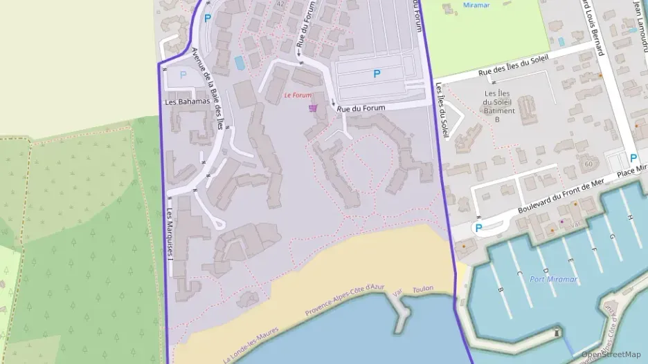 Appartement 42 m² trois pièces à vendre à La Londe-les-Maures Appartement 42 m² trois pièces à vendre à La Londe-les-Maures