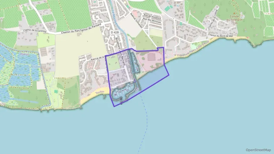 Appartement 74 m² quatre pièces à vendre à La Londe-les-Maures