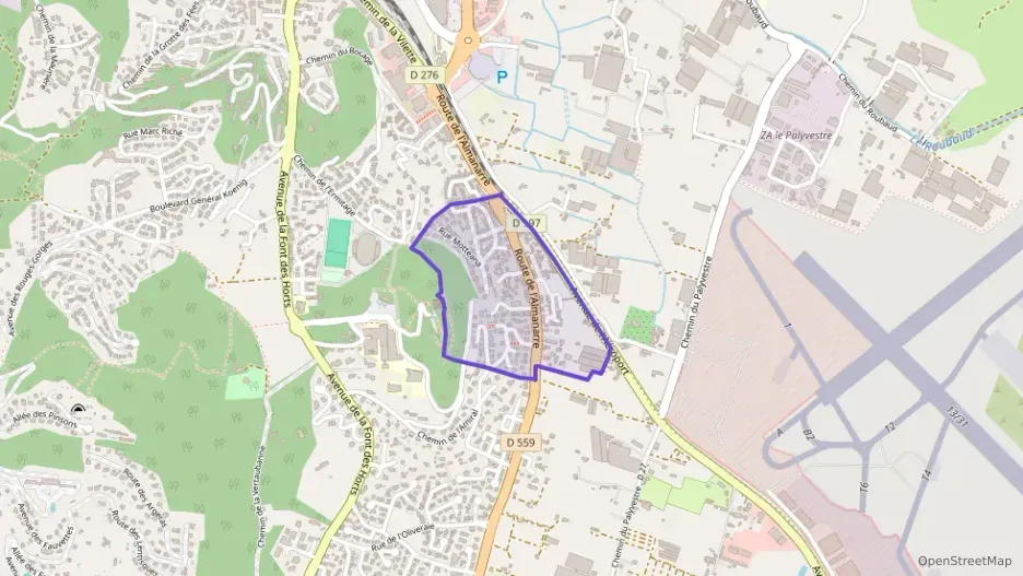 Appartement 38 m² trois pièces à vendre à Hyères Appartement 38 m² trois pièces à vendre à Hyères