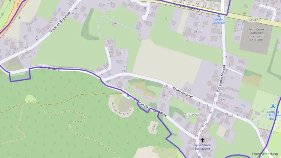 Appartement 130 m² cinq pièces à vendre à Lourdes Appartement 130 m² cinq pièces à vendre à Lourdes