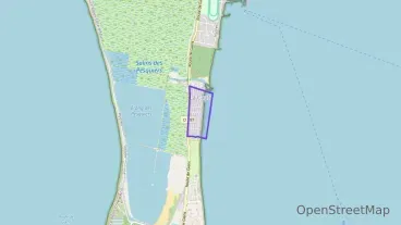 Appartement 130 m² quatre pièces à vendre à Hyères Appartement 130 m² quatre pièces à vendre à Hyères