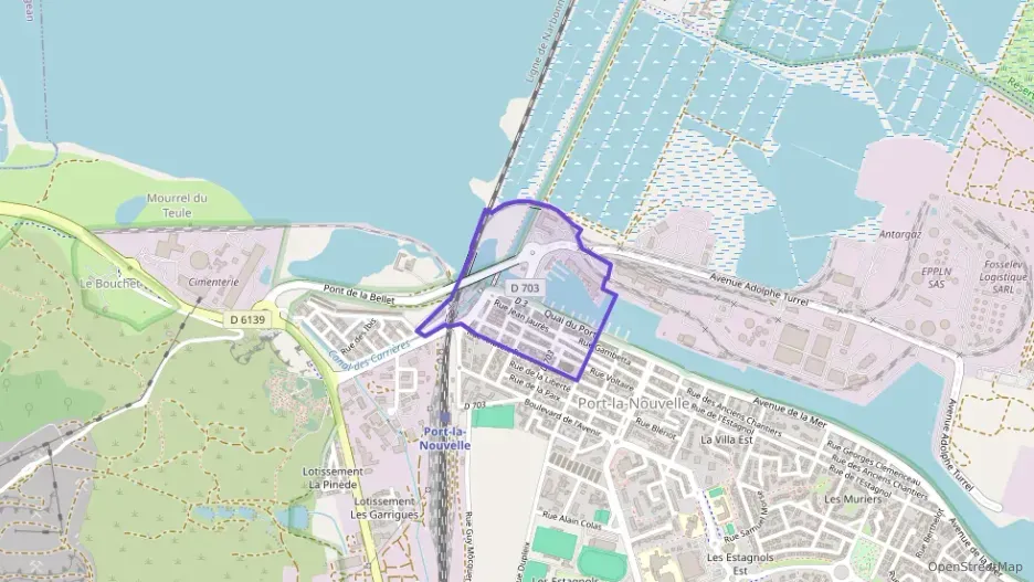 Appartement 75 m² trois pièces à vendre à Port-la-Nouvelle Appartement 75 m² trois pièces à vendre à Port-la-Nouvelle