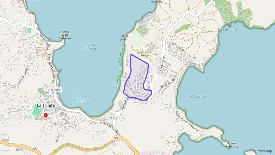 Appartement 110 m² trois pièces à vendre à La Trinité Appartement 110 m² trois pièces à vendre à La Trinité