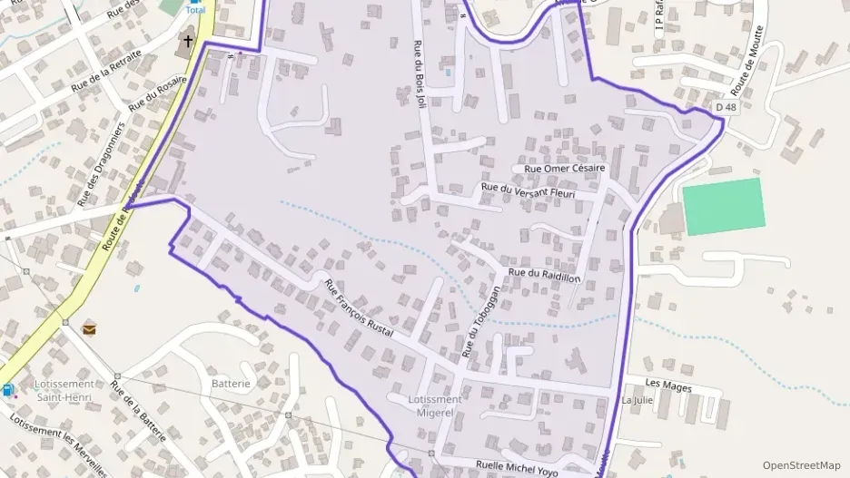 Appartement 85 m² quatre pièces à vendre à Fort-de-France Appartement 85 m² quatre pièces à vendre à Fort-de-France