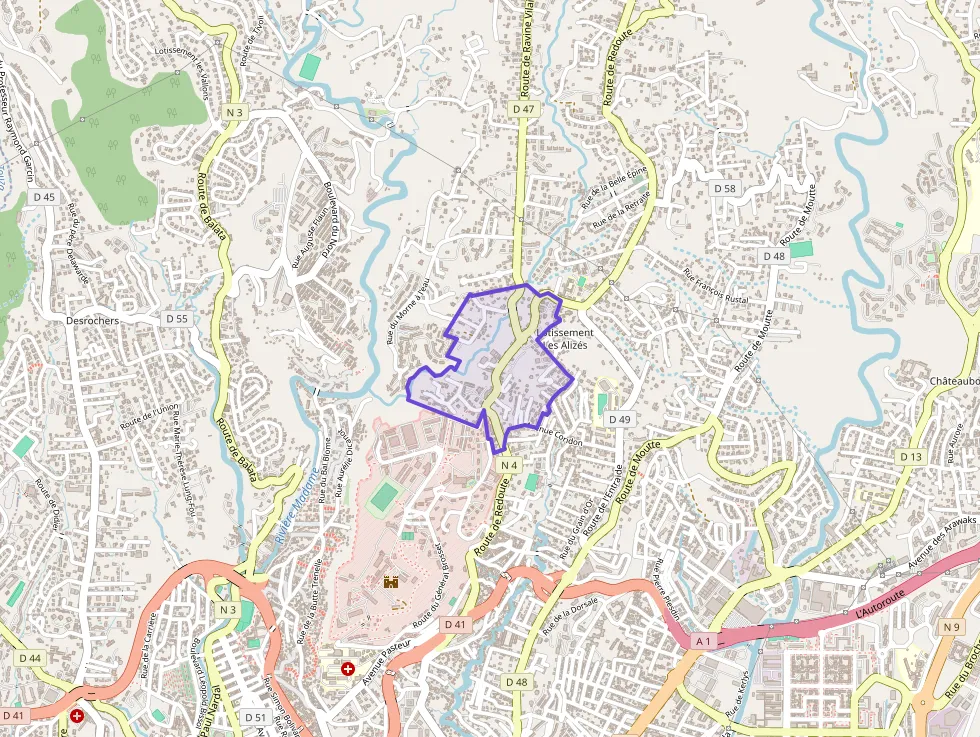 Appartement 98 m² quatre pièces à vendre à Fort-de-France