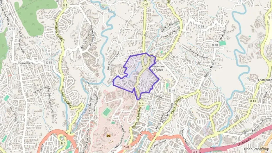 Appartement 98 m² quatre pièces à vendre à Fort-de-France Appartement 98 m² quatre pièces à vendre à Fort-de-France