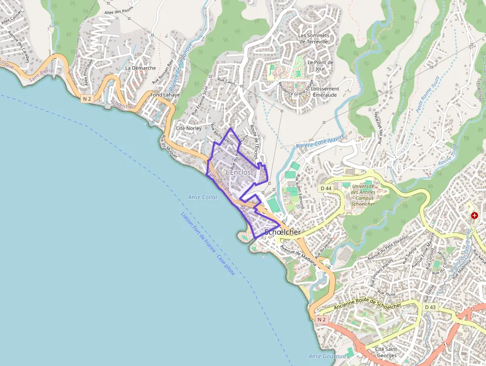 Appartement 96 m² quatre pièces à vendre à Schœlcher