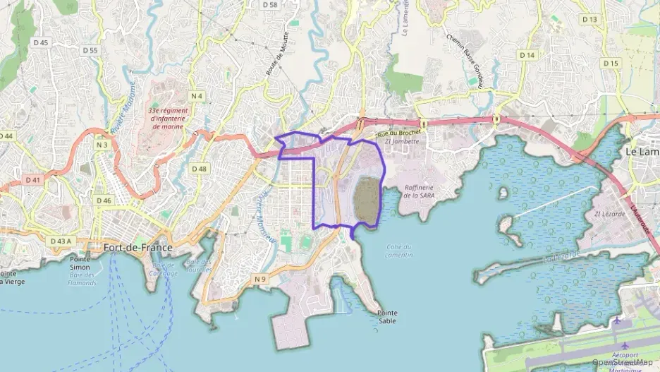 Appartement 69 m² quatre pièces à vendre à Fort-de-France Appartement 69 m² quatre pièces à vendre à Fort-de-France