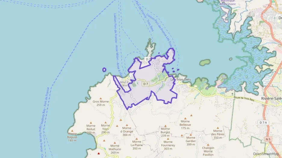 Appartement 64 m² trois pièces à vendre à Les Trois-Îlets Appartement 64 m² trois pièces à vendre à Les Trois-Îlets