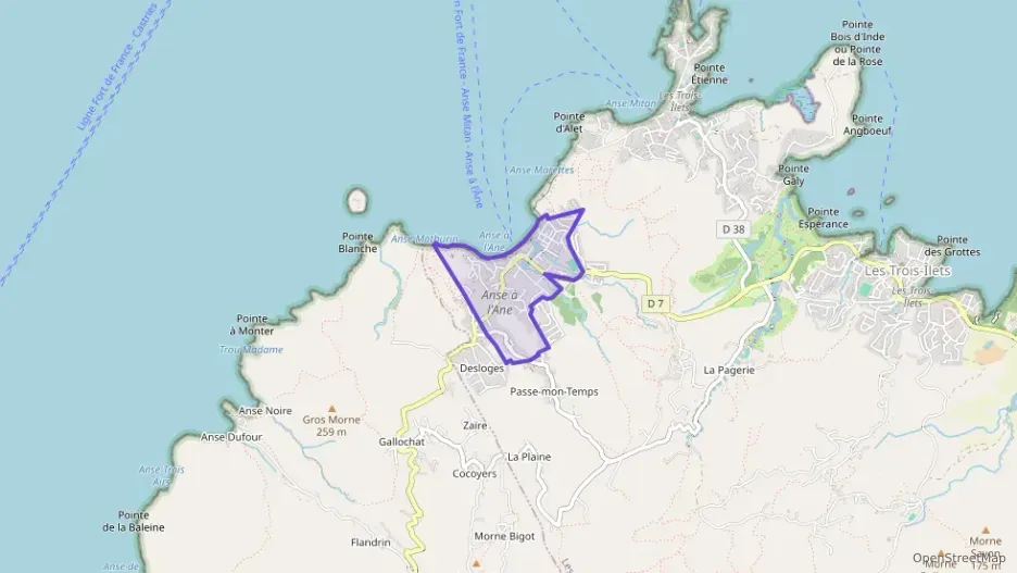 Appartement 34 m² une piece à vendre à Les Trois-Îlets Appartement 34 m² une piece à vendre à Les Trois-Îlets