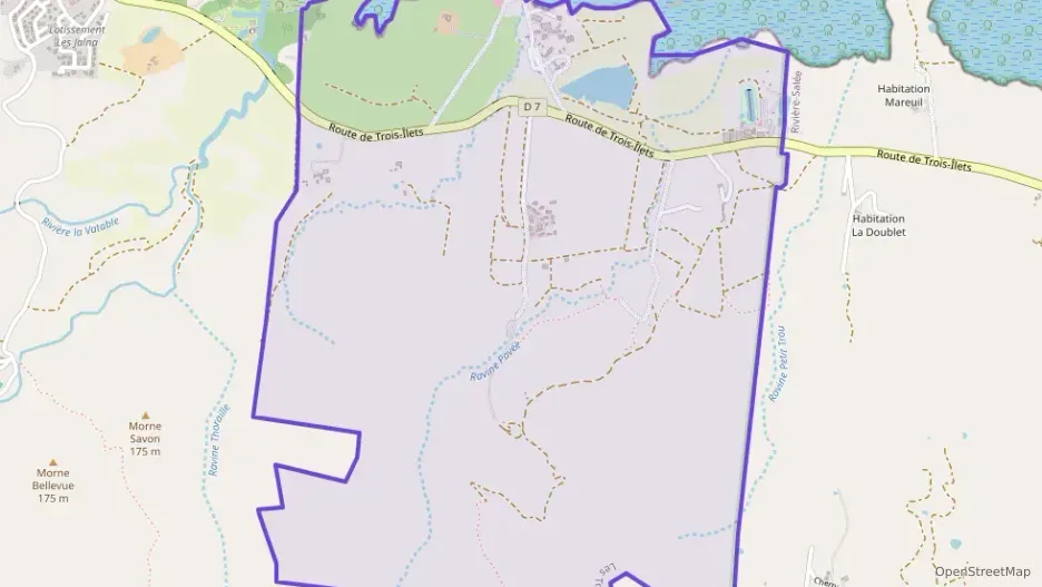 Appartement 32 m² trois pièces à vendre à Les Trois-Îlets Appartement 32 m² trois pièces à vendre à Les Trois-Îlets