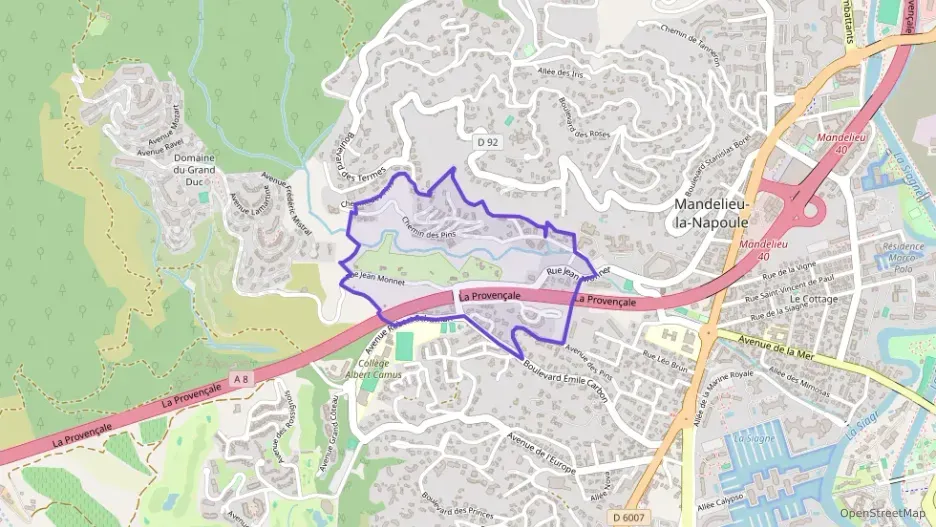 Appartement 48 m² quatre pièces à vendre à Mandelieu-la-Napoule