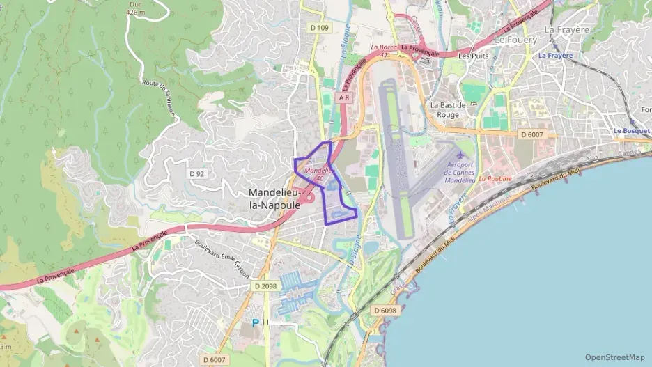 Appartement 70 m² trois pièces à vendre à Mandelieu-la-Napoule Appartement 70 m² trois pièces à vendre à Mandelieu-la-Napoule