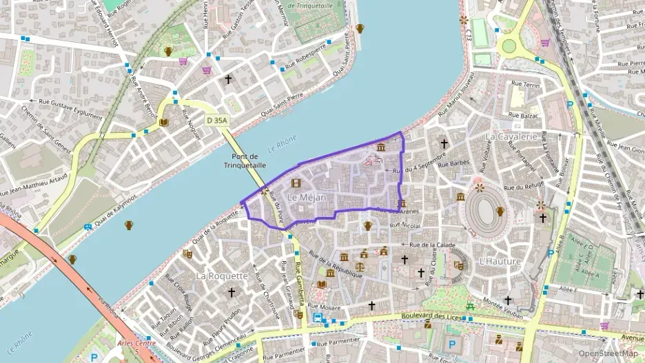 Appartement 120 m² quatre pièces à vendre à Arles