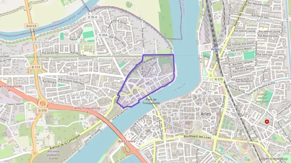 Appartement 135 m² trois pièces à vendre à Arles