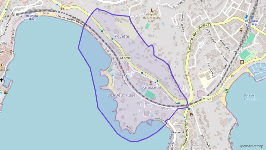 Appartement 126 m² quatre pièces à vendre à Villefranche-sur-Mer Appartement 126 m² quatre pièces à vendre à Villefranche-sur-Mer