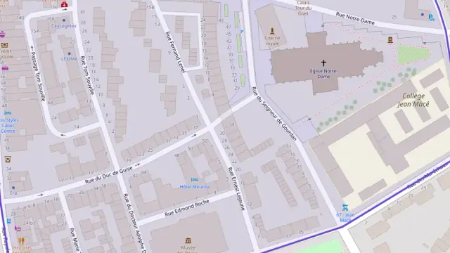 Appartement 90 m² quatre pièces à vendre à Calais