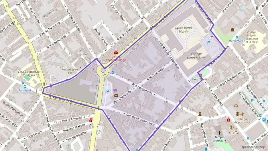 Appartement 119 m² quatre pièces à vendre à Saint-Quentin Appartement 119 m² quatre pièces à vendre à Saint-Quentin