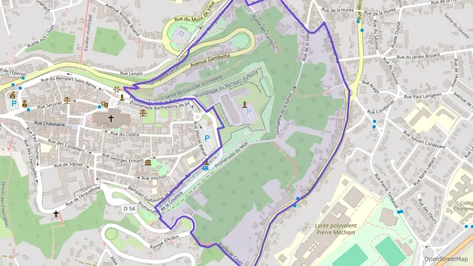 Appartement 107 m² quatre pièces à vendre à Laon Appartement 107 m² quatre pièces à vendre à Laon