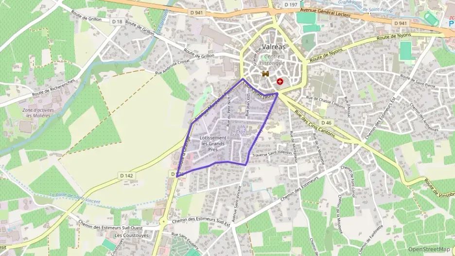 Appartement 80 m² quatre pièces à vendre à Valréas Appartement 80 m² quatre pièces à vendre à Valréas