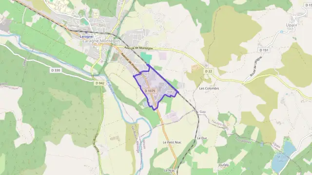 Appartement 97 m² deux pieces à vendre à Laragne-Montéglin