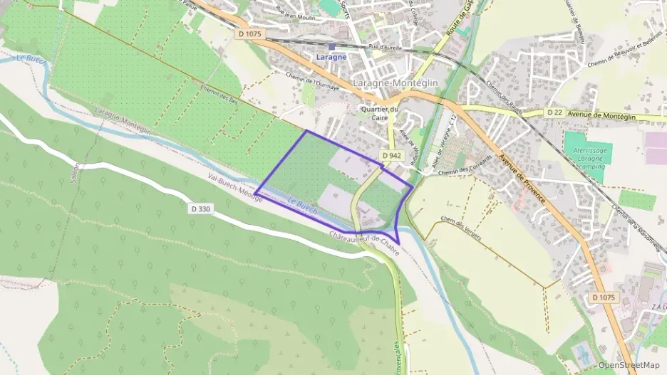 Appartement 88 m² quatre pièces à vendre à Laragne-Montéglin Appartement 88 m² quatre pièces à vendre à Laragne-Montéglin