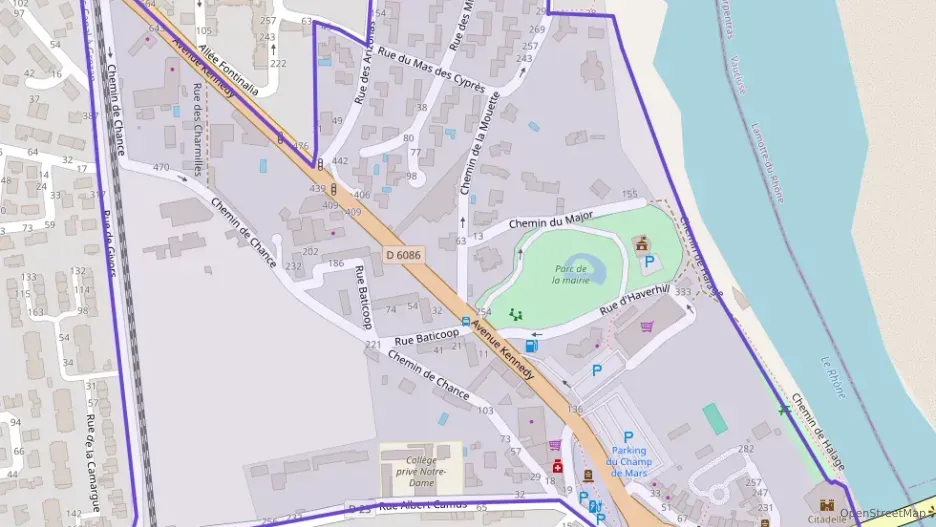 Appartement 55 m² trois pièces à vendre à Pont-Saint-Esprit Appartement 55 m² trois pièces à vendre à Pont-Saint-Esprit