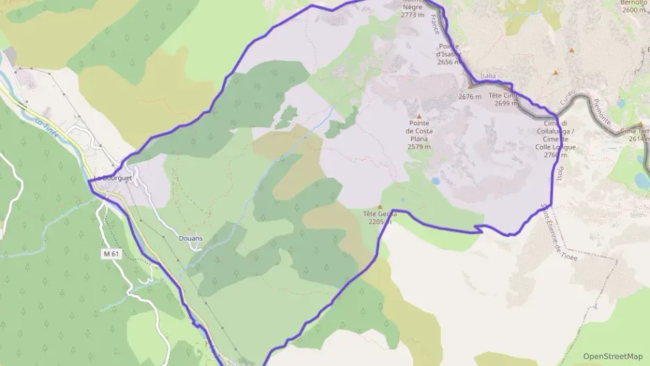 Appartement 36 m² trois pièces à vendre à Saint-Étienne-de-Tinée Appartement 36 m² trois pièces à vendre à Saint-Étienne-de-Tinée