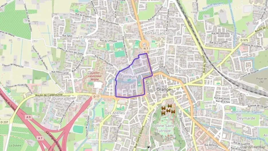 Appartement 77 m² quatre pièces à vendre à Orange