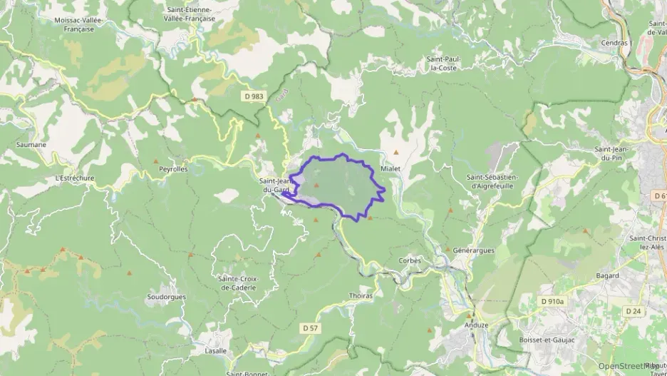 Appartement 85 m² quatre pièces à vendre à Saint-Jean-du-Gard Appartement 85 m² quatre pièces à vendre à Saint-Jean-du-Gard