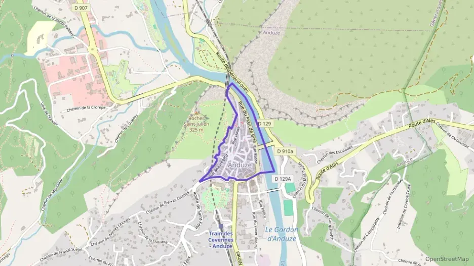 Appartement 110 m² quatre pièces à vendre à Anduze Appartement 110 m² quatre pièces à vendre à Anduze