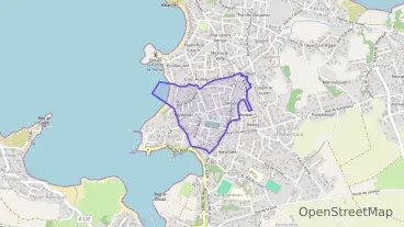 Appartement 90 m² cinq pièces à vendre à Ploudalmézeau Appartement 90 m² cinq pièces à vendre à Ploudalmézeau