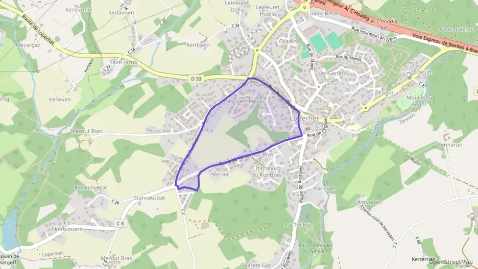 Appartement 90 m² quatre pièces à vendre à Loperhet Appartement 90 m² quatre pièces à vendre à Loperhet