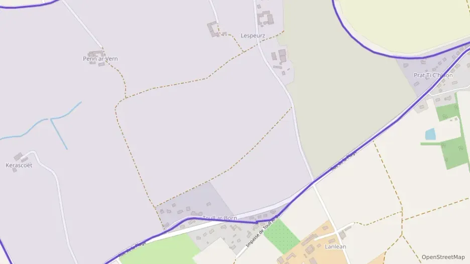 Appartement 75 m² trois pièces à vendre à Plomodiern Appartement 75 m² trois pièces à vendre à Plomodiern