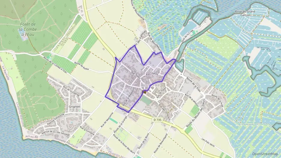 Appartement 130 m² quatre pièces à vendre à Ars-en-Ré Appartement 130 m² quatre pièces à vendre à Ars-en-Ré