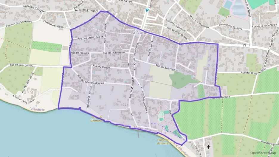 Appartement 136 m² cinq pièces à vendre à Sainte-Marie-de-Ré Appartement 136 m² cinq pièces à vendre à Sainte-Marie-de-Ré