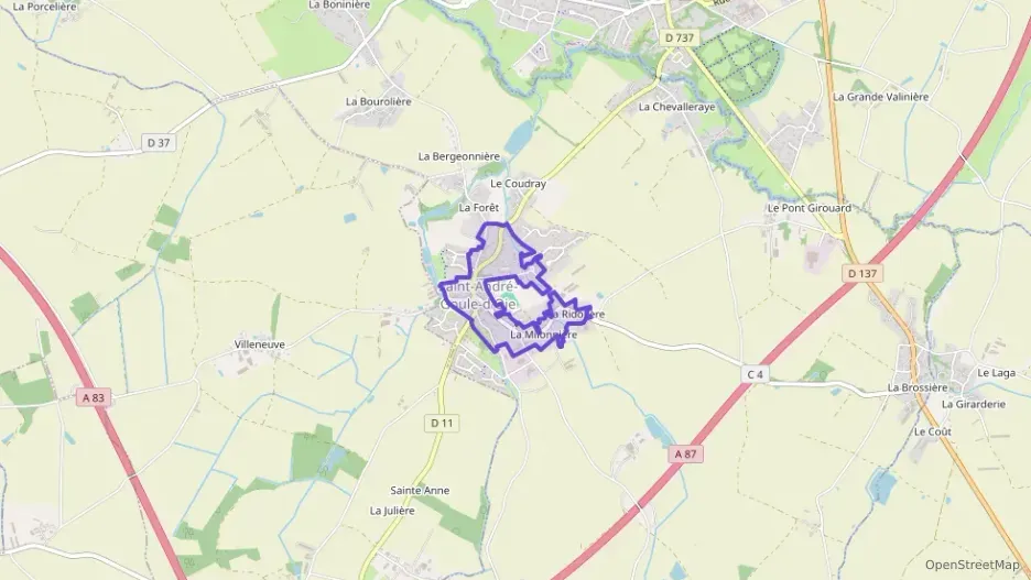 Appartement 114 m² quatre pièces à vendre à Saint-André-Goule-d`Oie Appartement 114 m² quatre pièces à vendre à Saint-André-Goule-d`Oie