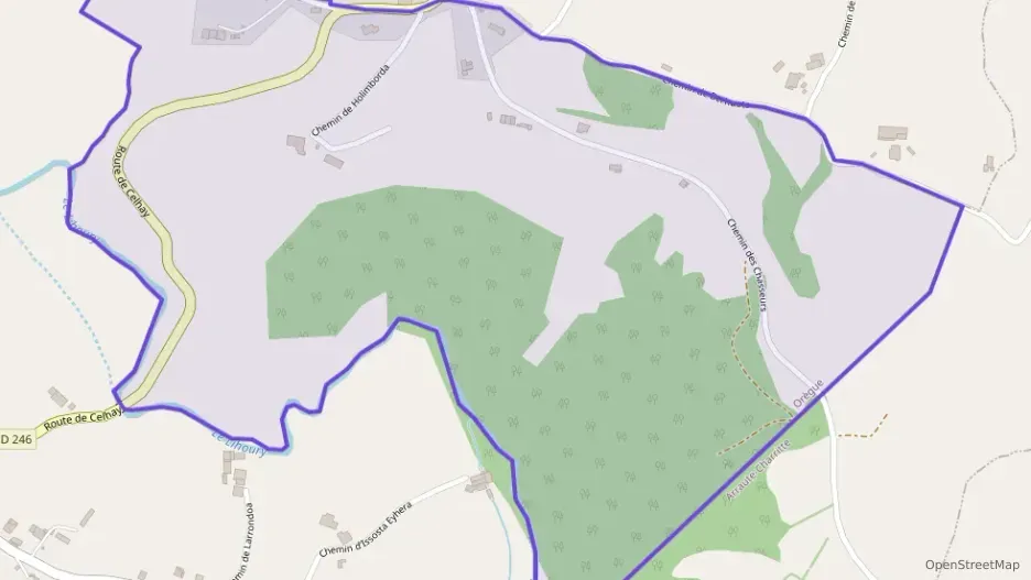 Appartement 100 m² quatre pièces à vendre à Orègue