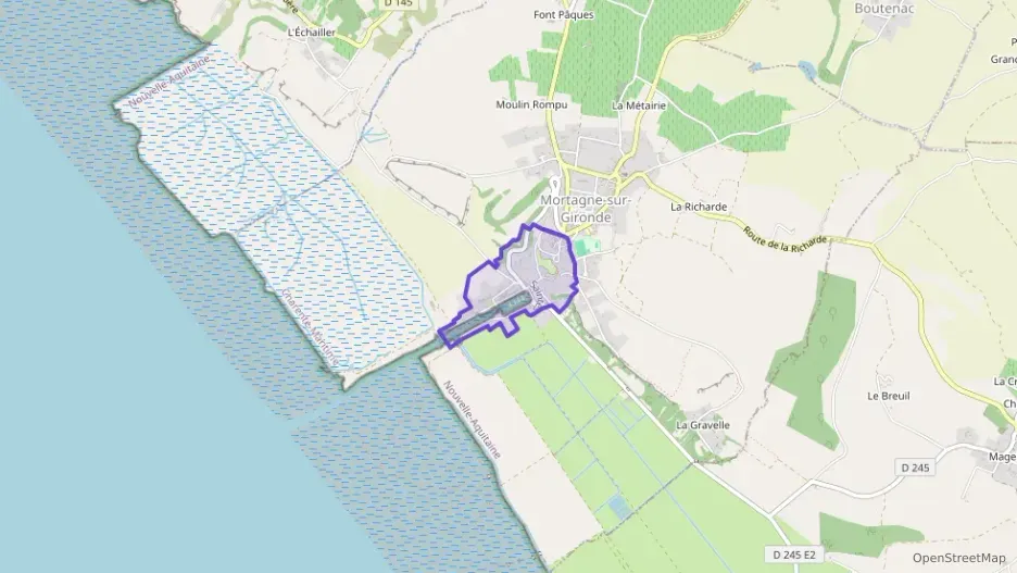 Appartement 60 m² trois pièces à vendre à Mortagne-sur-Gironde Appartement 60 m² trois pièces à vendre à Mortagne-sur-Gironde