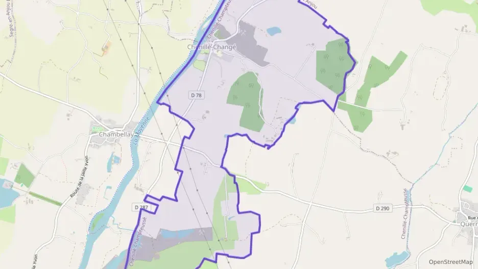 Appartement 100 m² quatre pièces à vendre à Chenillé-Champteussé Appartement 100 m² quatre pièces à vendre à Chenillé-Champteussé