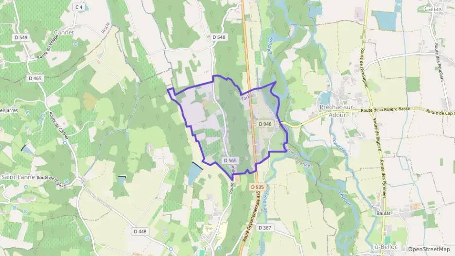 Appartement 79 m² quatre pièces à vendre à Castelnau-Rivière-Basse Appartement 79 m² quatre pièces à vendre à Castelnau-Rivière-Basse