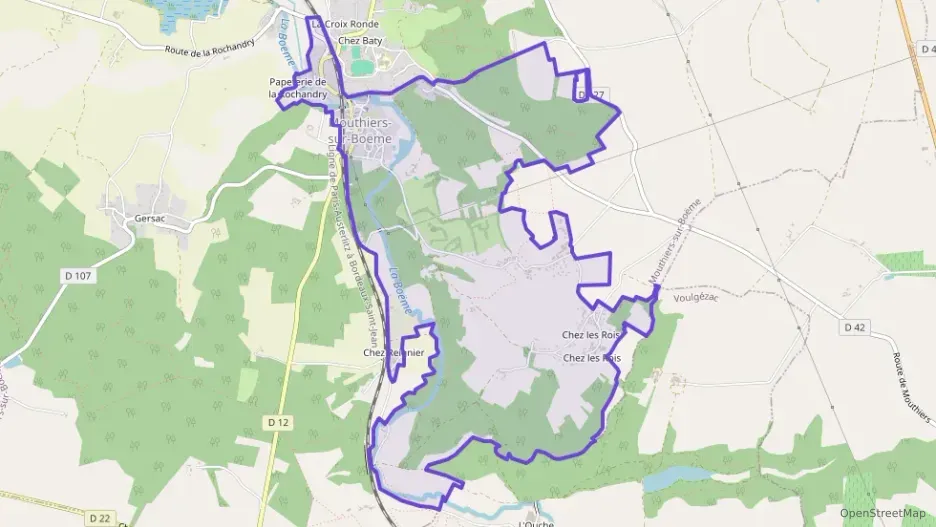 Appartement 100 m² cinq pièces à vendre à Mouthiers-sur-Boëme Appartement 100 m² cinq pièces à vendre à Mouthiers-sur-Boëme